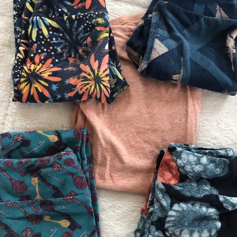Childrens LuLaRoe pants and 2 tops